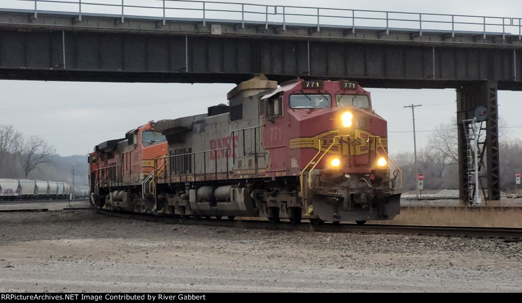 BNSF 771